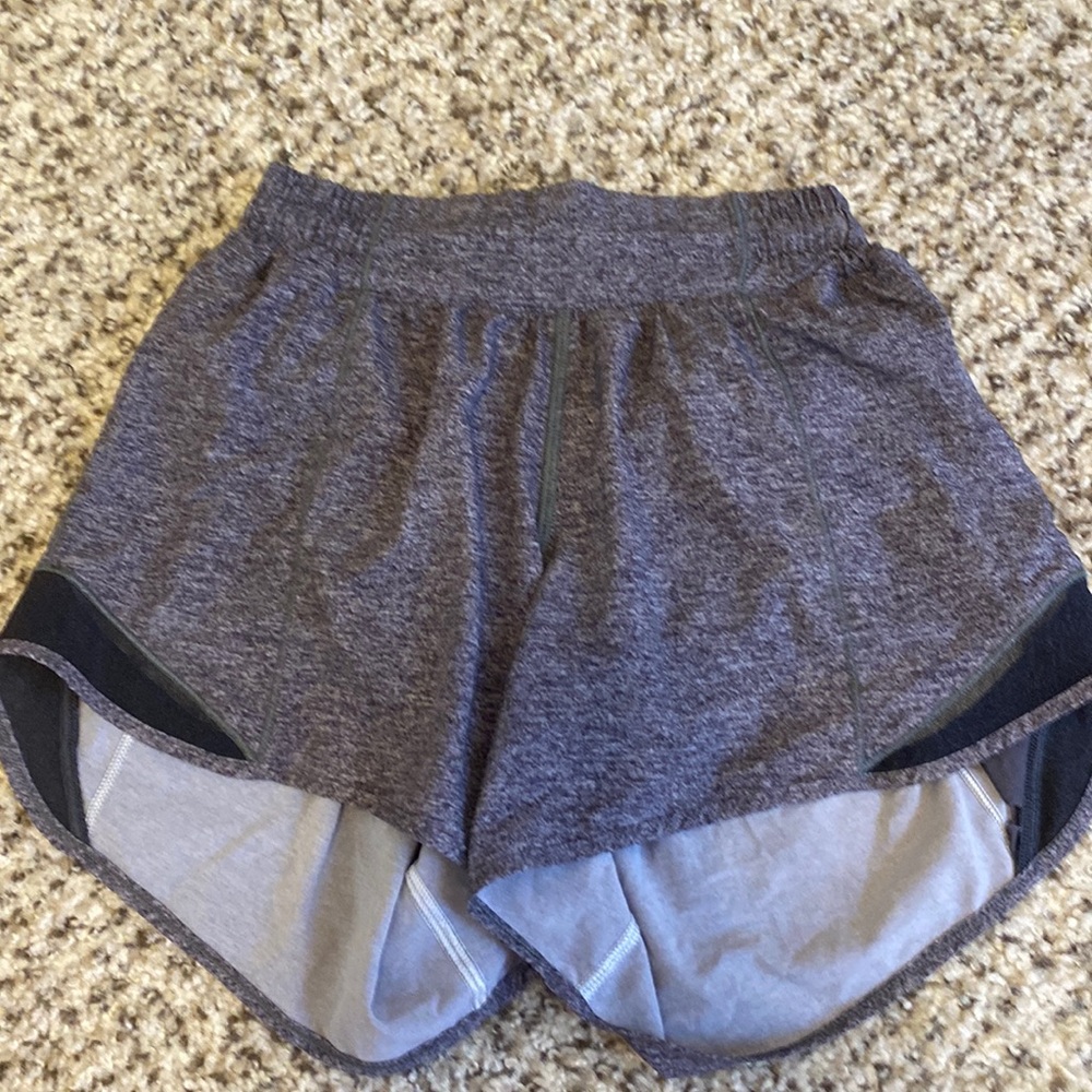 Lululemon gray hotty hot shorts 4 inch size 2